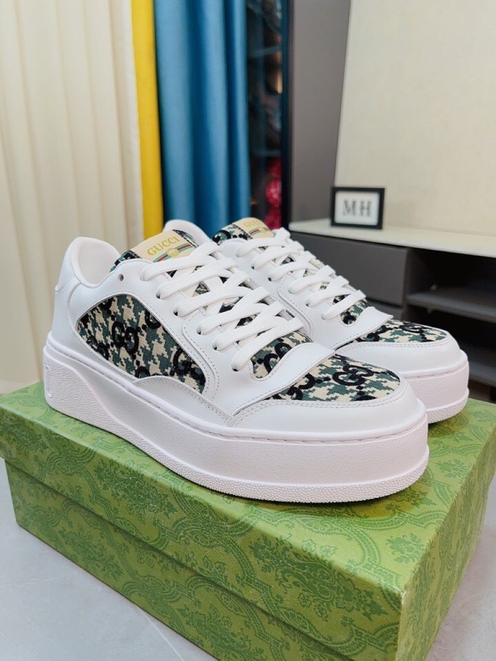 Gucci shoes