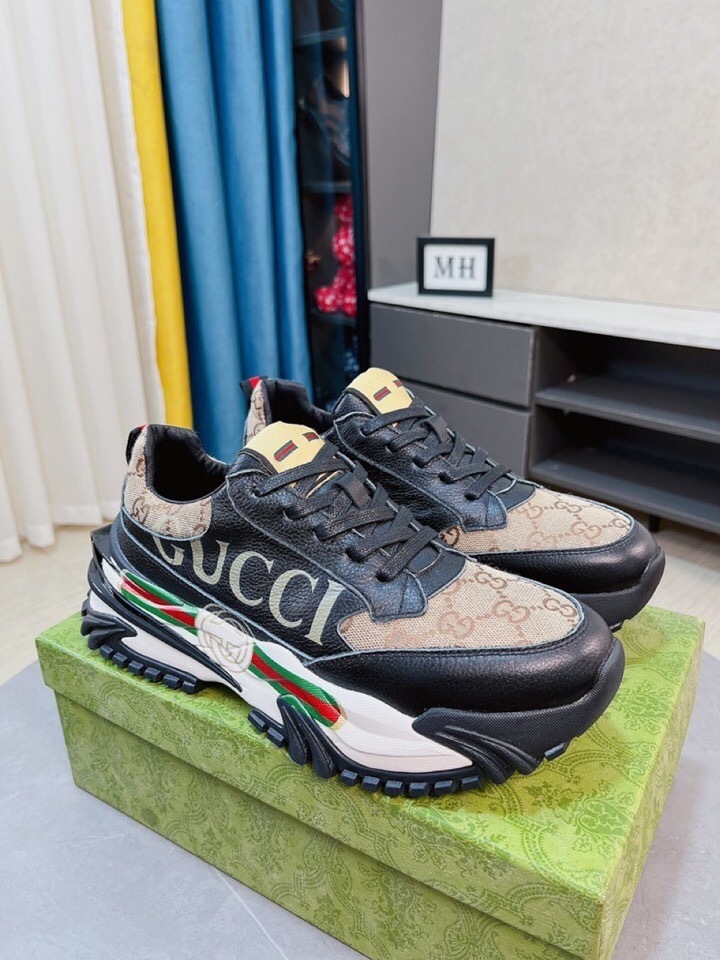 Gucci shoes