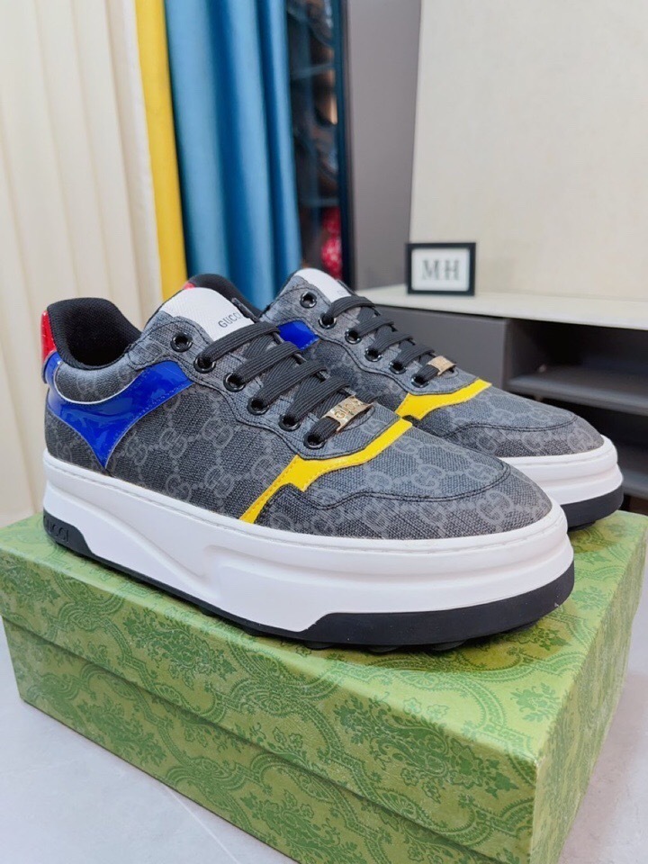 Gucci shoes