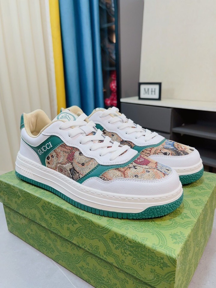 Gucci shoes