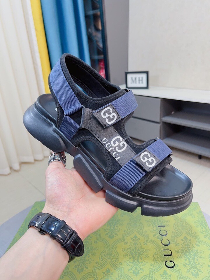 Gucci shoes