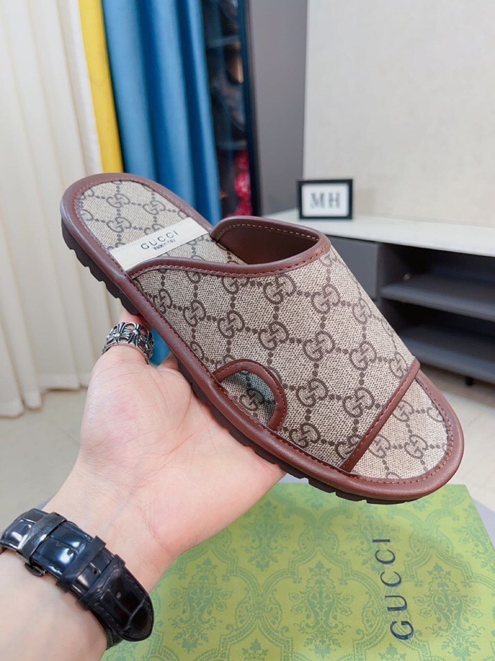Gucci shoes