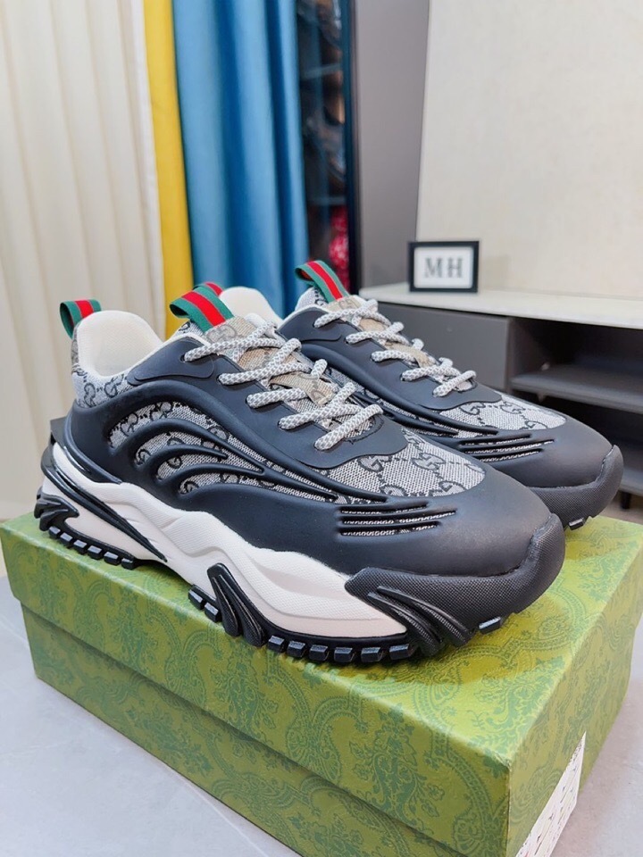 Gucci shoes