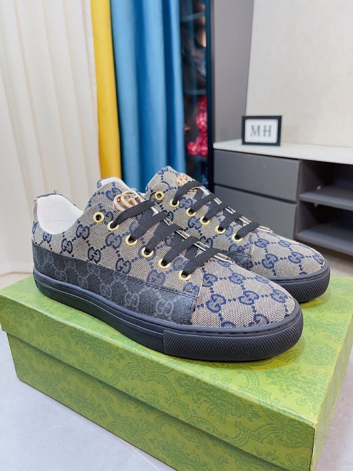 Gucci shoes