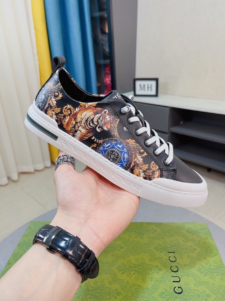 Gucci shoes