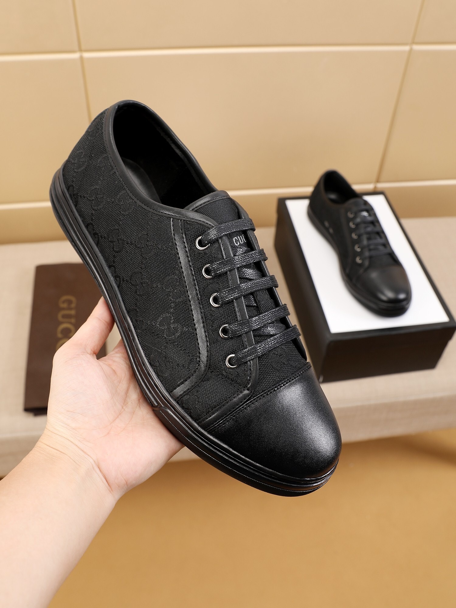 Gucci shoes
