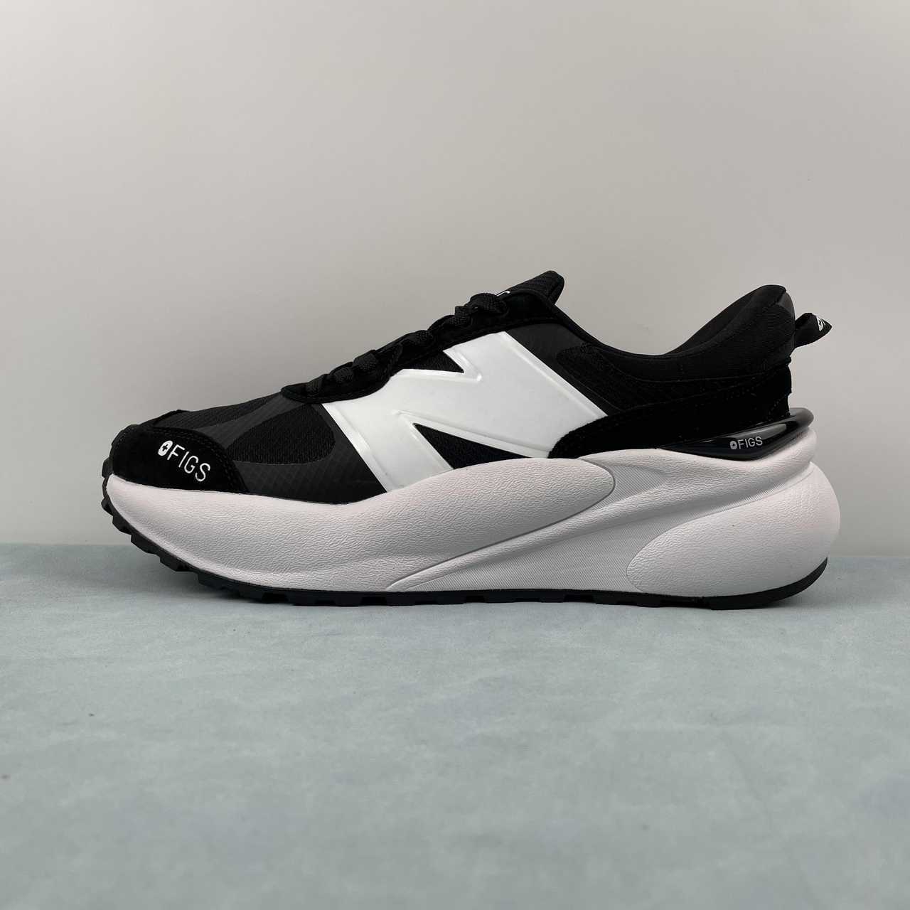 New Balance Runing Shoes