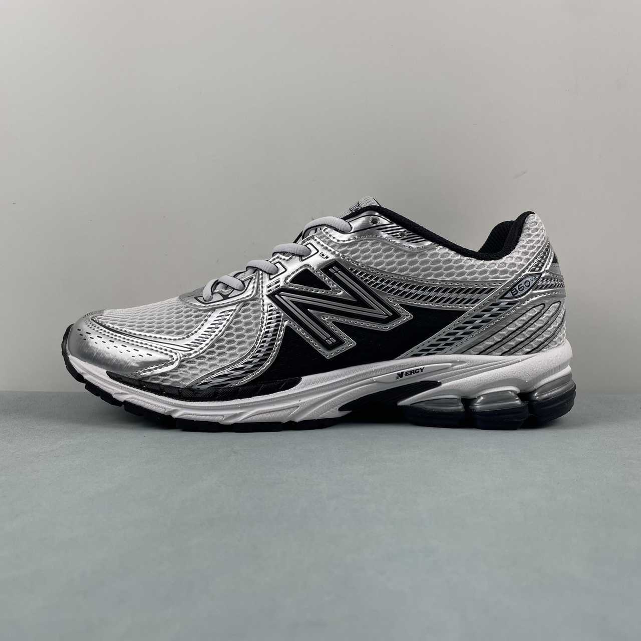 New Balance NB860 Runing Shoes