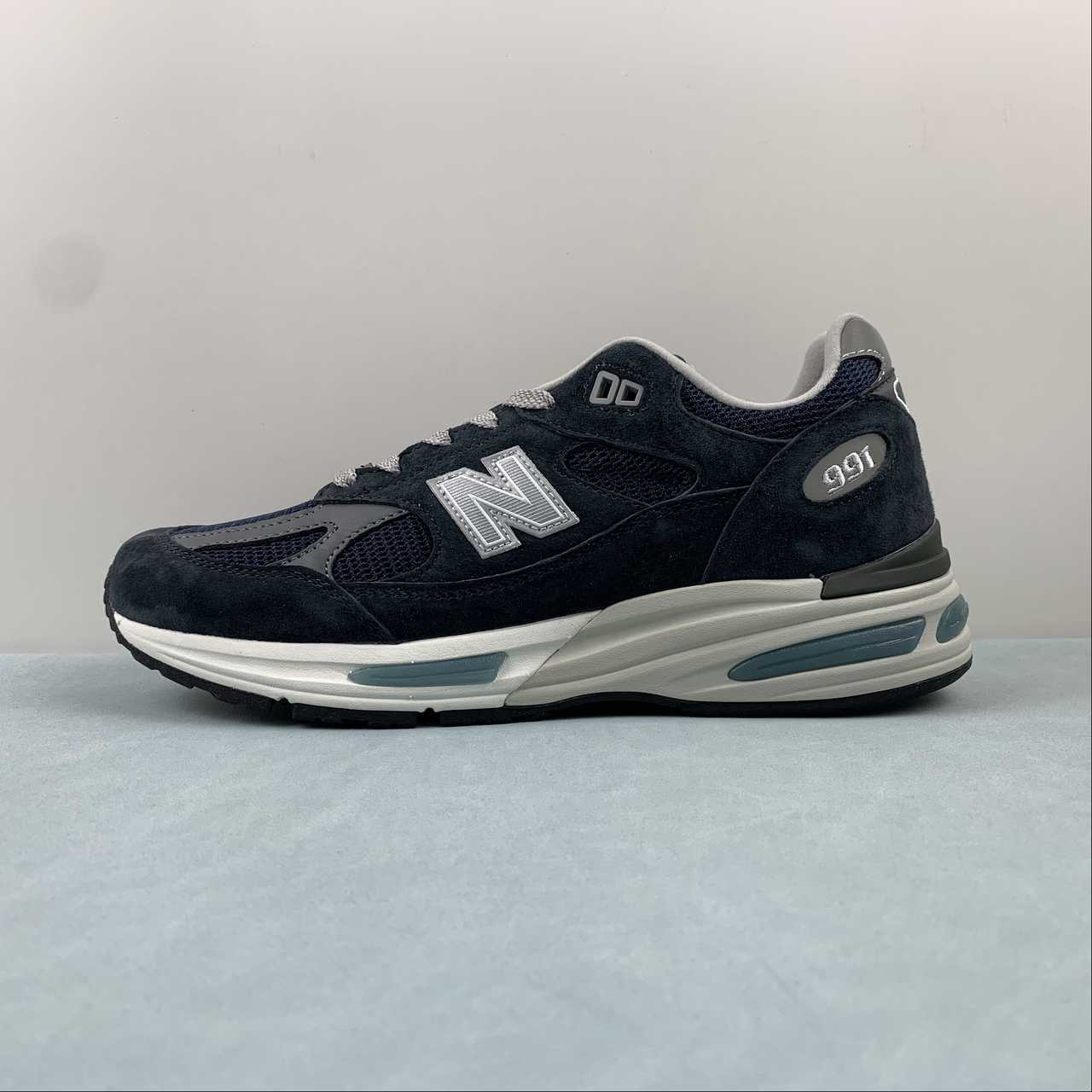 New Balance NB991 Runing Shoes