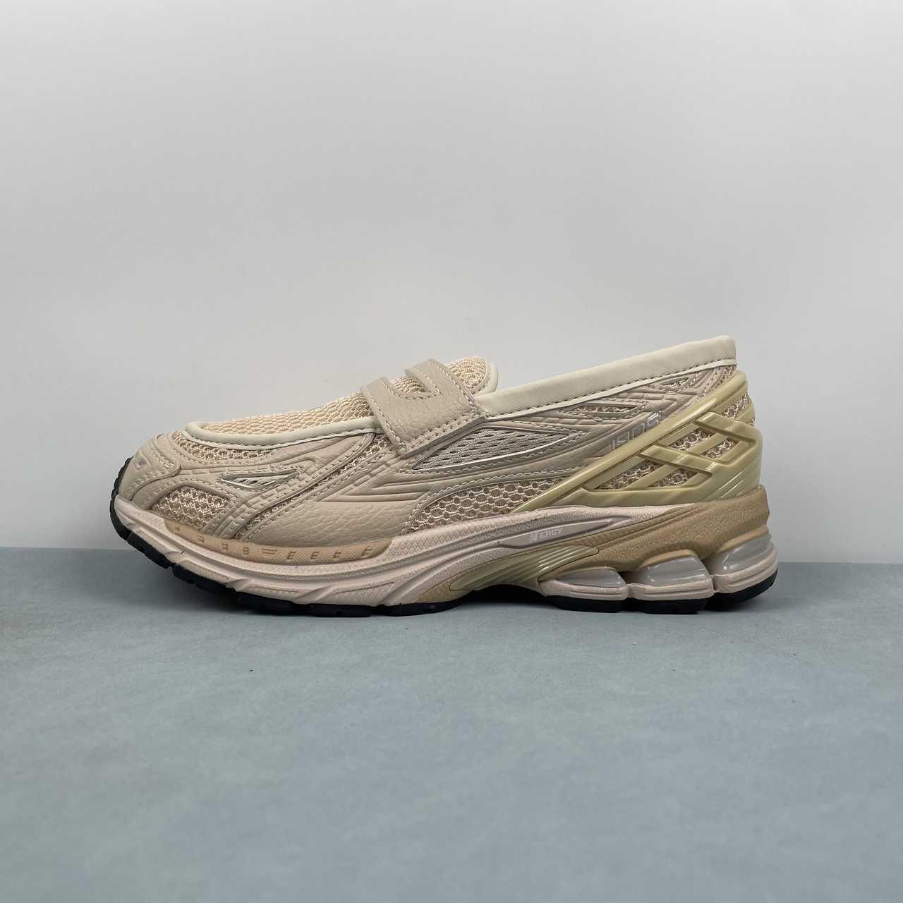 New Balance NB1906 Runing Shoes