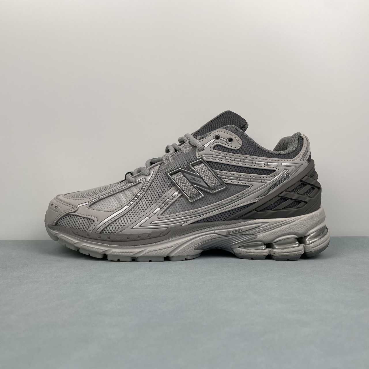 New Balance NB1906 Runing Shoes
