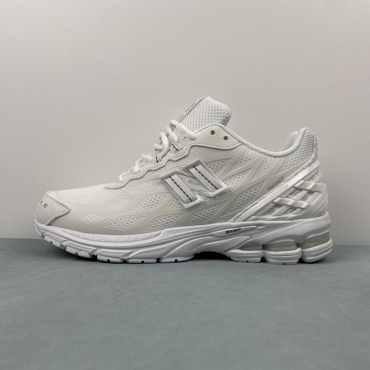 New Balance NB1906 Runing Shoes