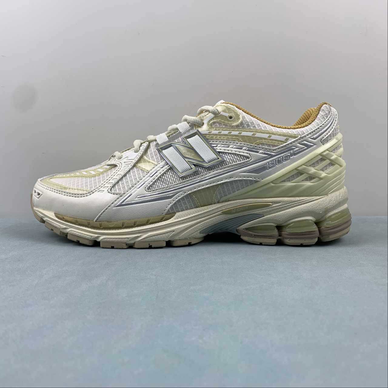 New Balance NB1906 Runing Shoes