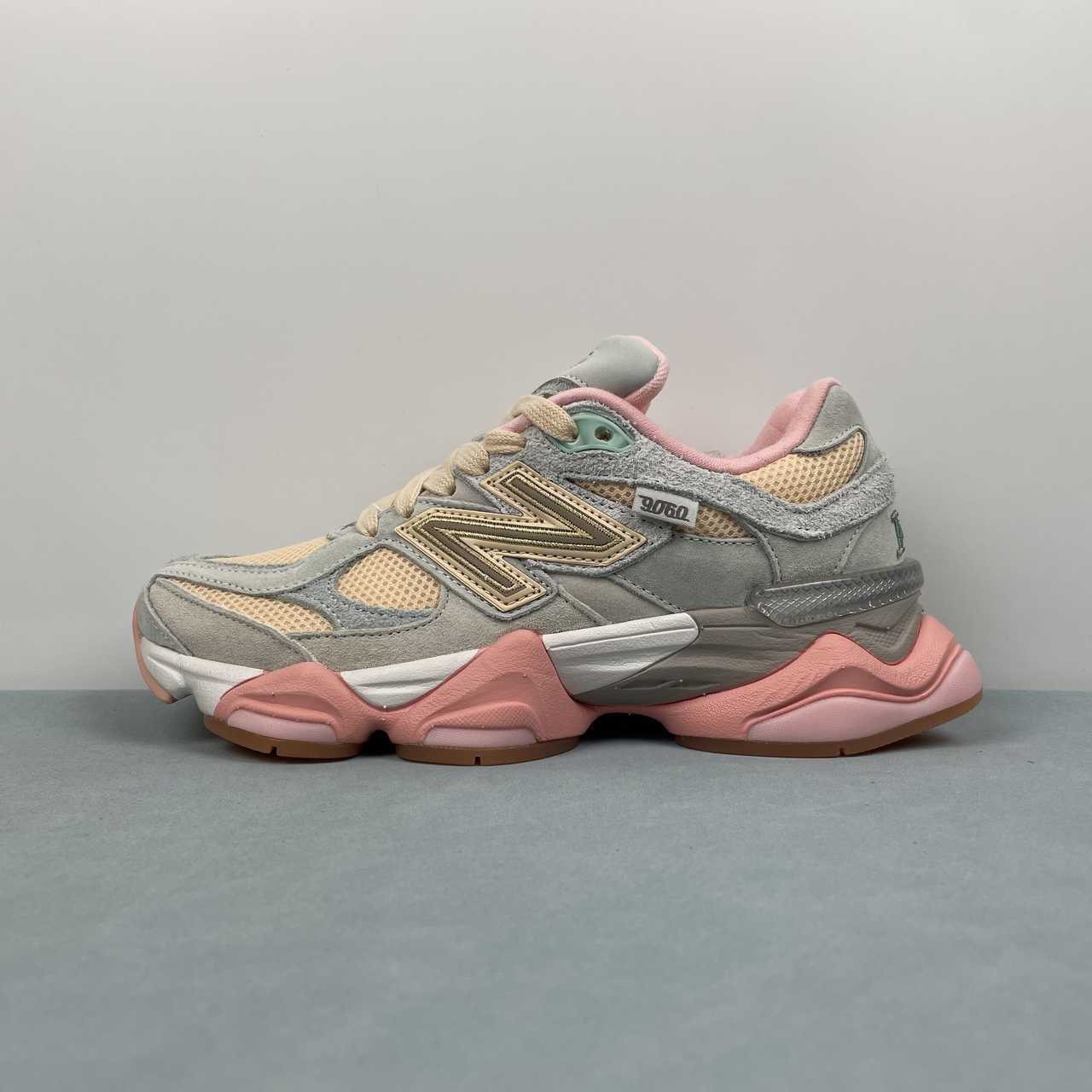 New Balance NB9060 Runing Shoes