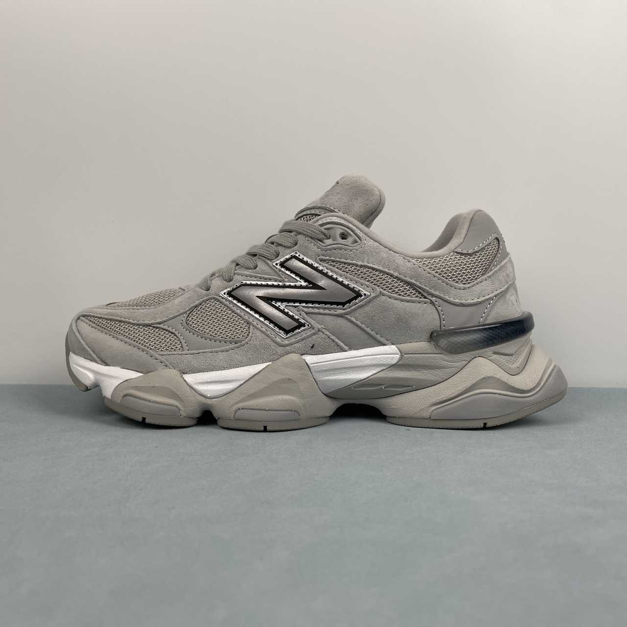 New Balance NB9060 Runing Shoes