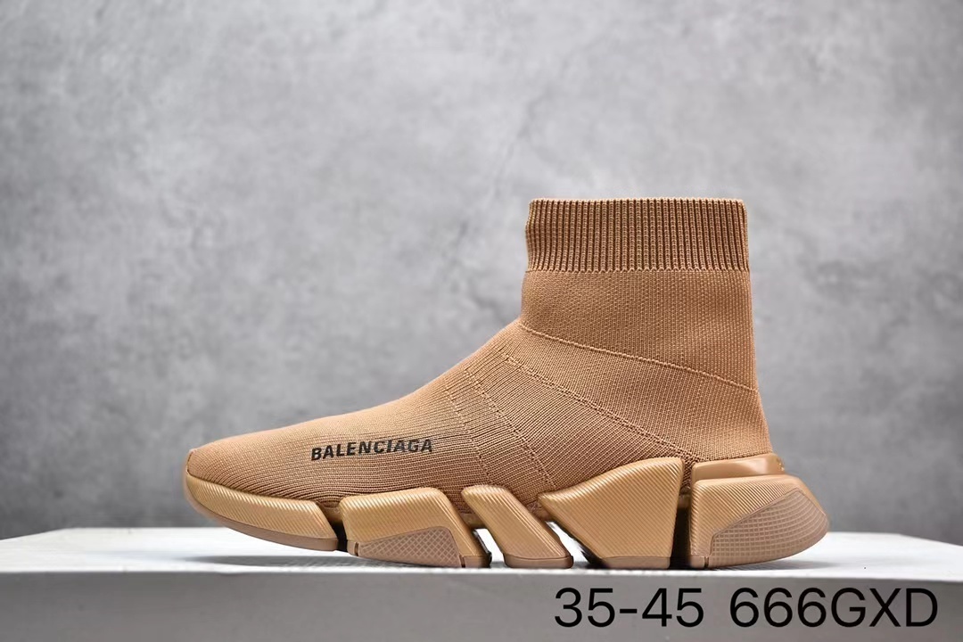Balenciaga's new high-top thick-soled knitted ankle boots Shoes
