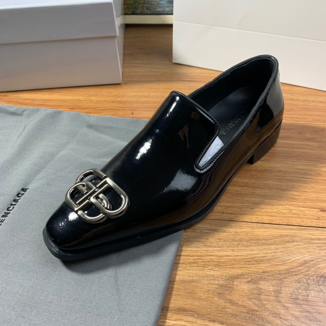 Balenciaga leather sneakers