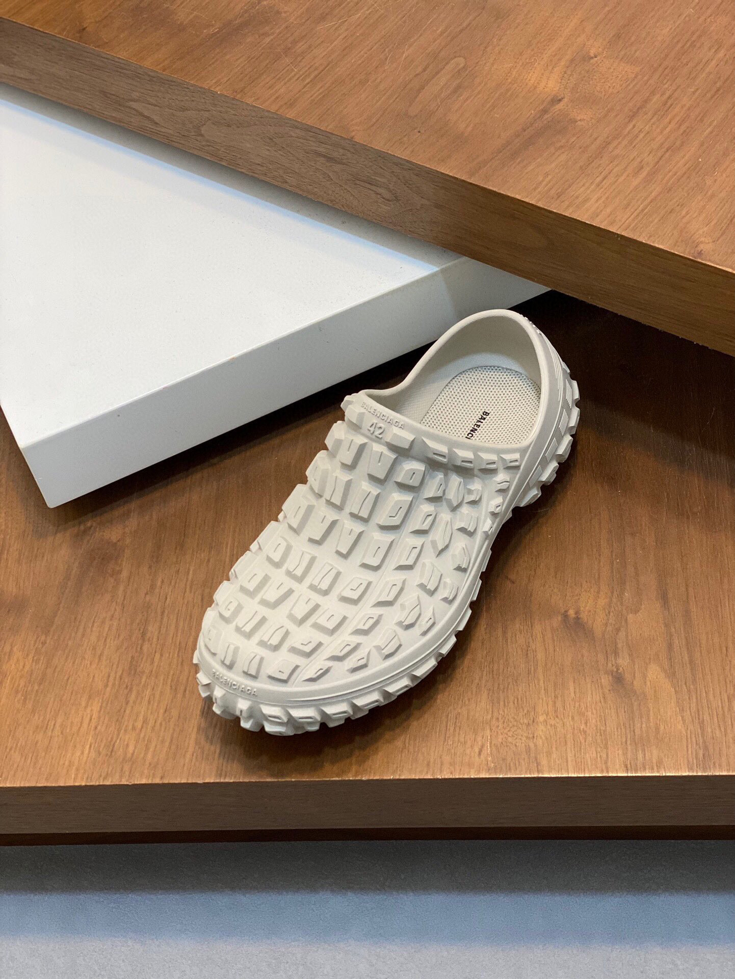 Balenciaga fashion shoes