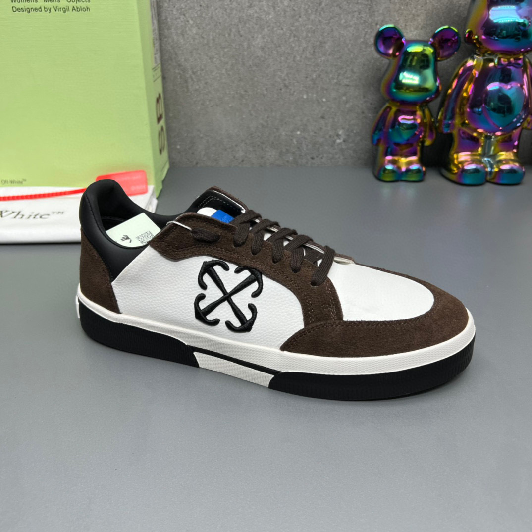 Off-white Men's sneakers