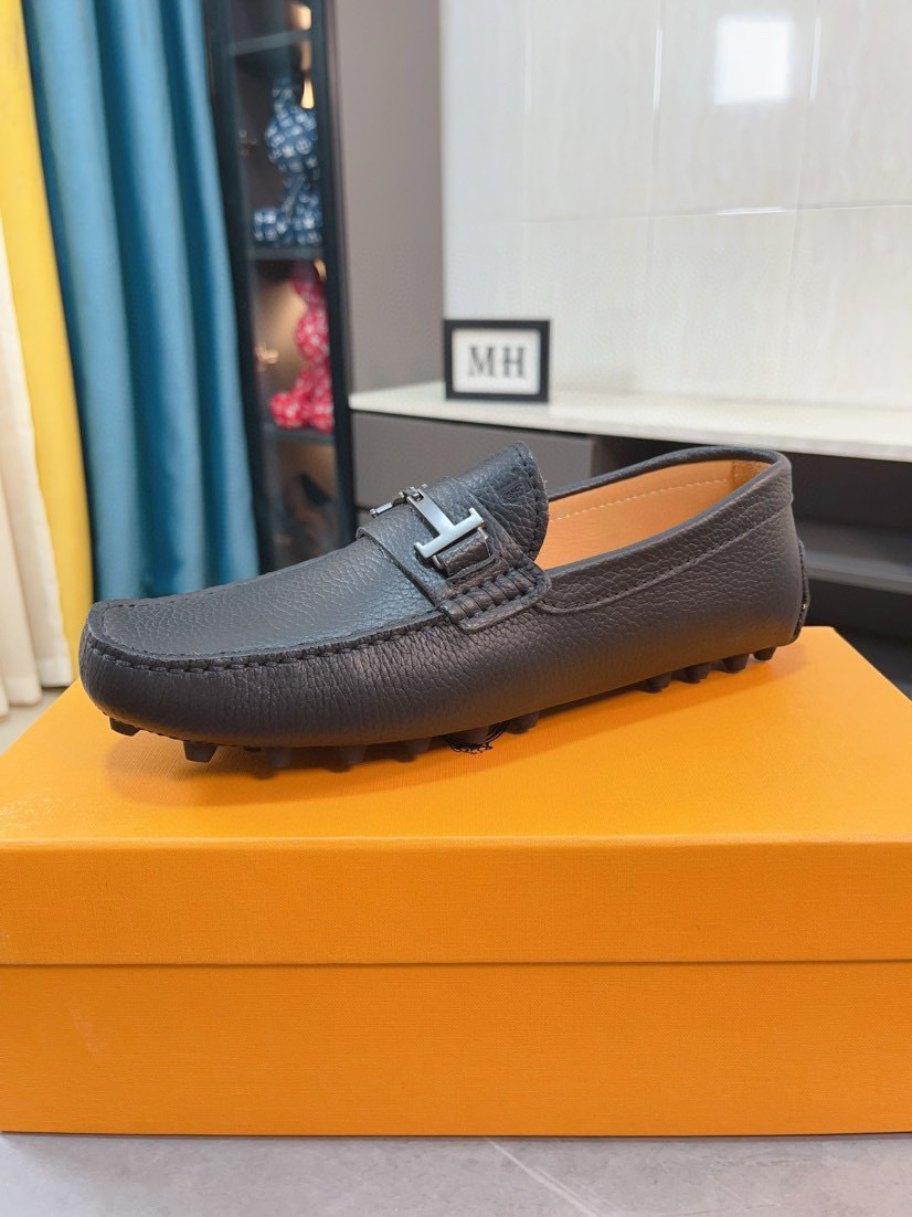 TOD’S leather gommino driving shoes