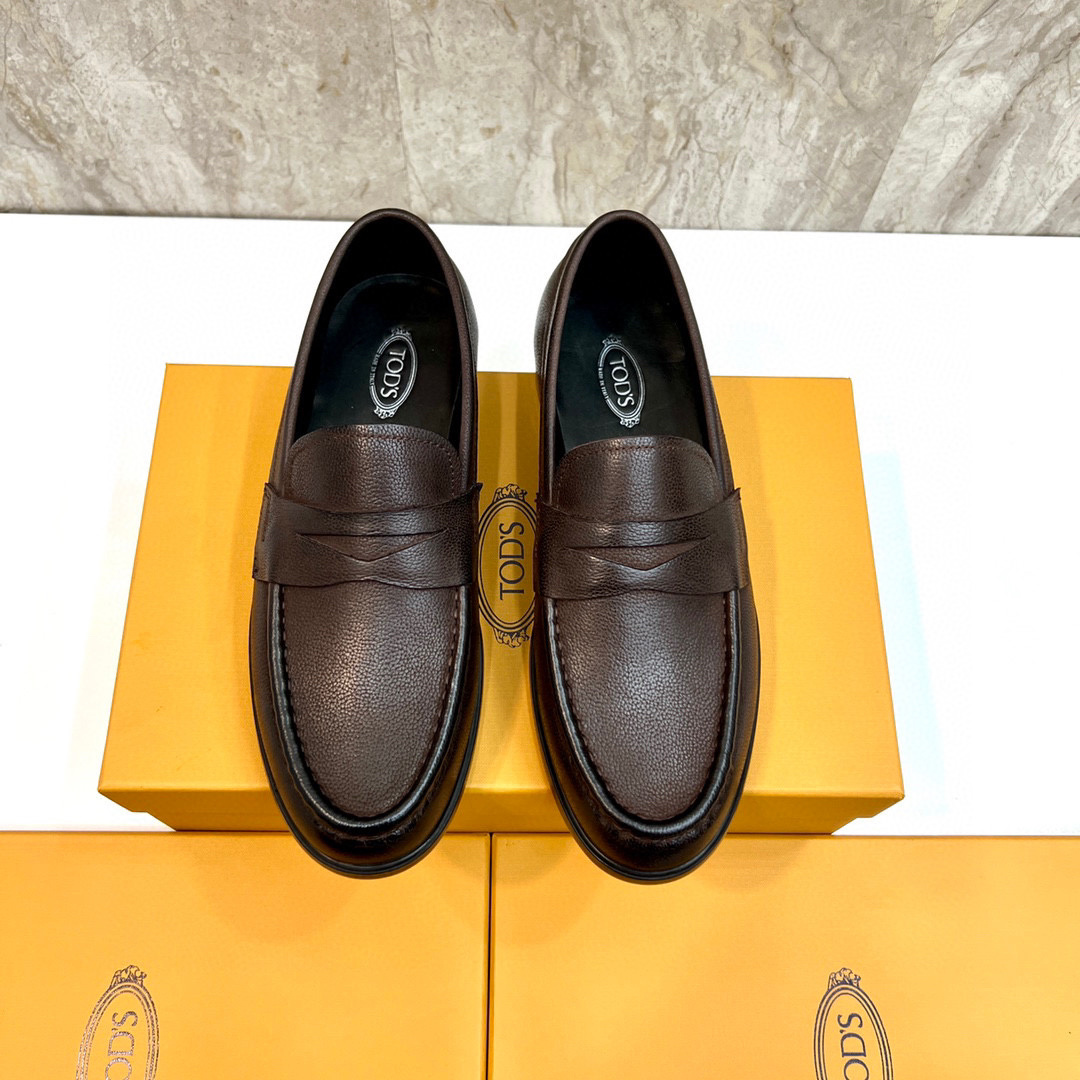 TOD’S leather shoes