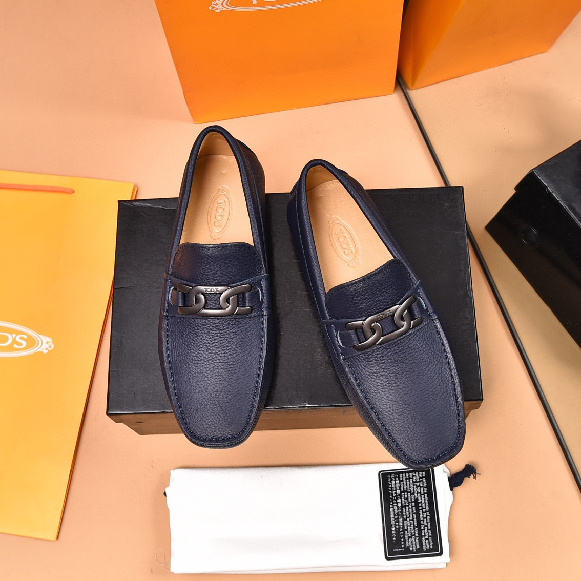 TOD’S leather shoes