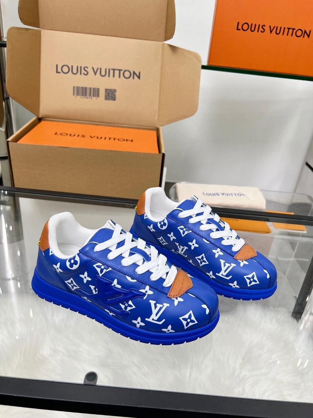 Louis Vuitton new high-end hot-selling imported cowhide mesh lining 35-46