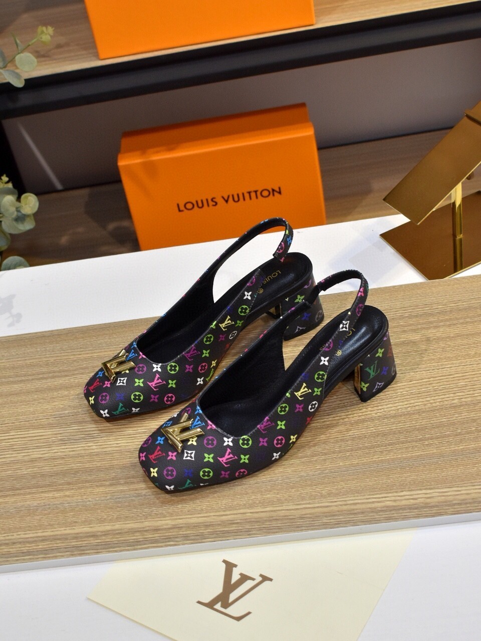Louis Vuitton new imported old flower cowhide sheepskin lining heel height 5.5cm 35-42