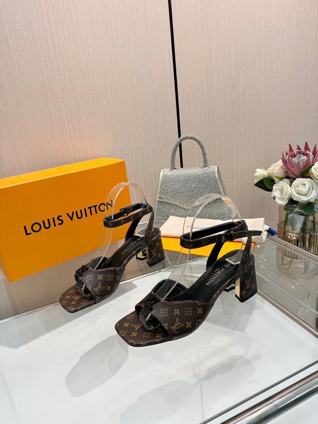 Louis Vuitton new imported cowhide leather/old flower leather/cowhide sheepskin lining genuine leather outsole heel height 5.5cm35-41