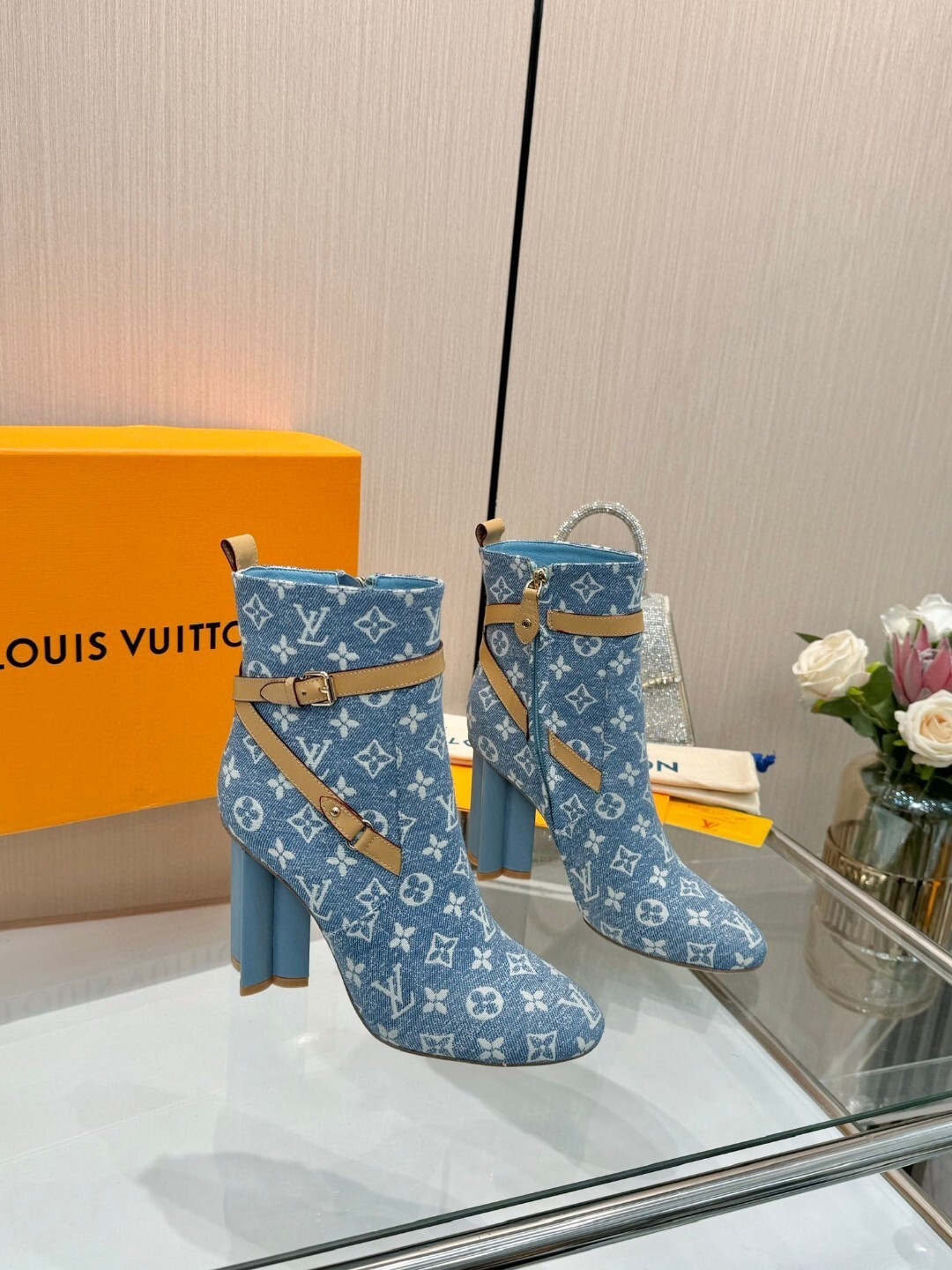 Louis Vuitton new imported cowhide/old flower leather/denim/sheepskin lining heel height 9.5cm 35-41