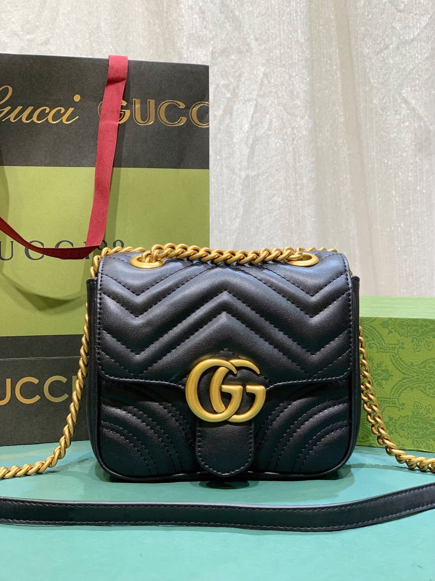 Gucci new handbag 739682 size 18*13.5*8cm