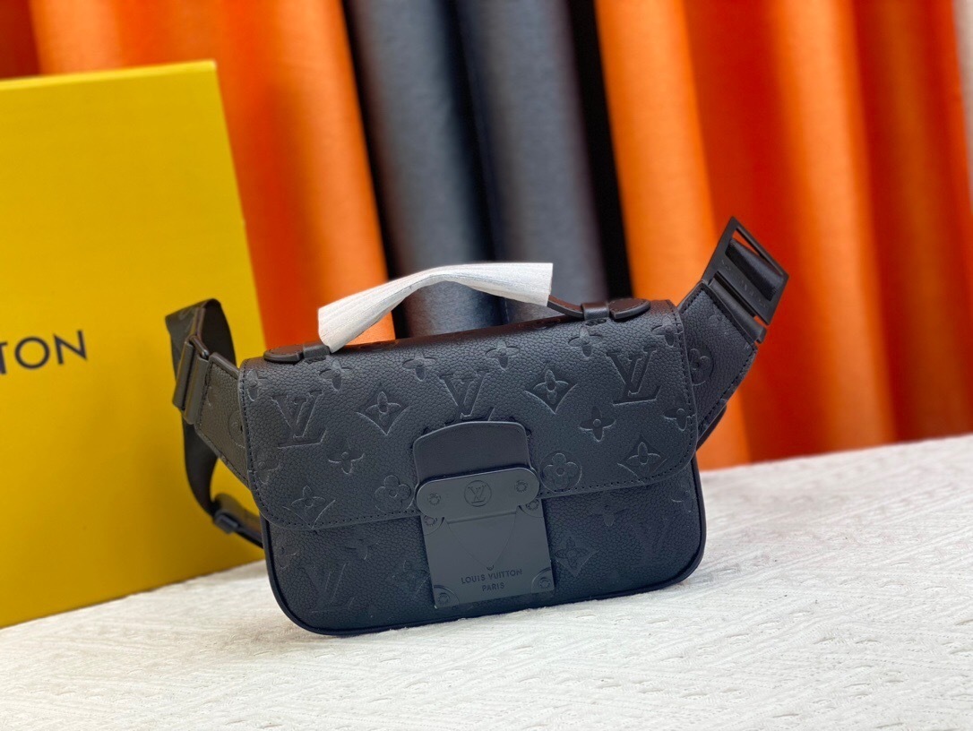 Louis Vuitton new handbag 46245 size 29*19*9cm