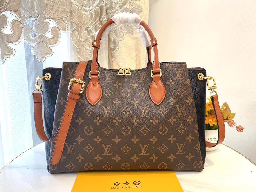 Louis Vuitton new handbag 46786 size 37*23*14cm